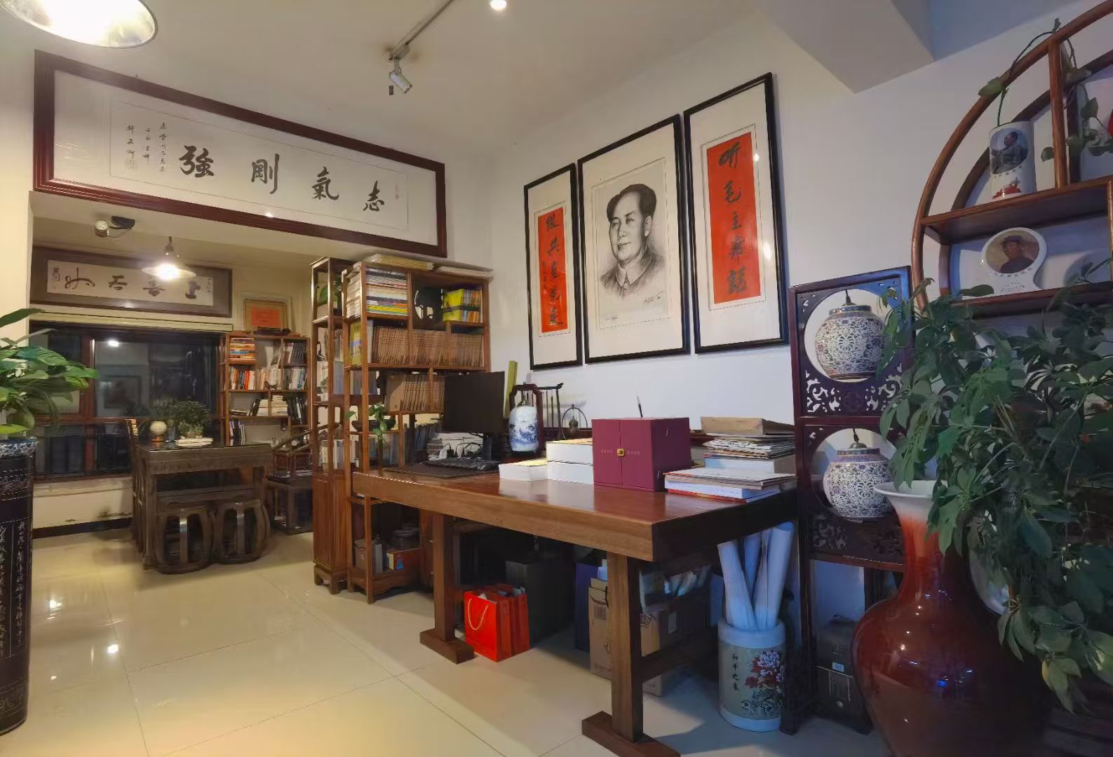 �k���h(hu��n)��